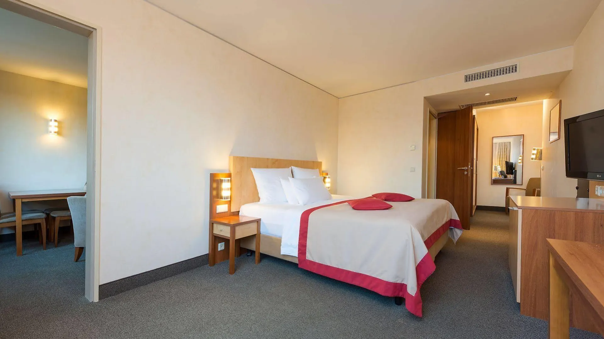 ****  Hotel Frankfurt Messe Affiliated By Melia Франкфурт-на-Майне Германия