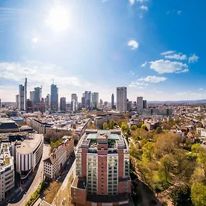 Hilton Frankfurt Centre Отель