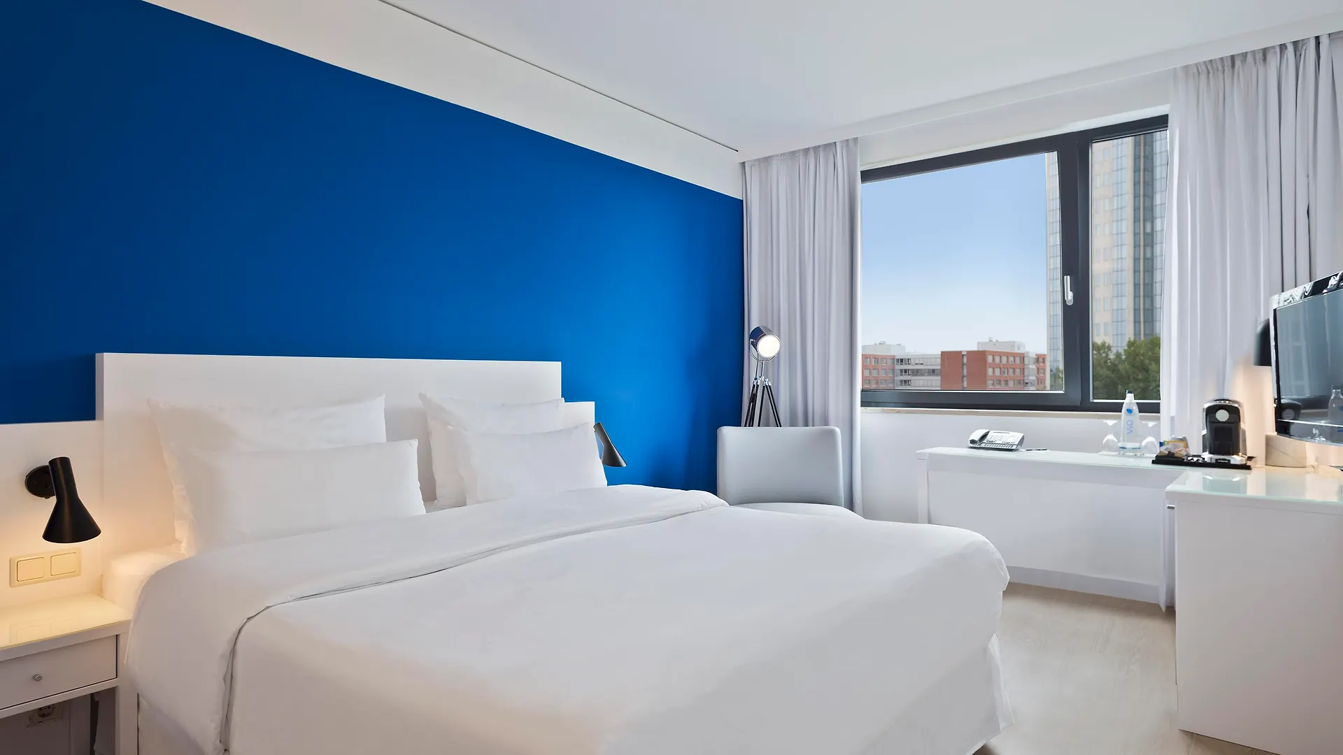 Hotel Frankfurt Messe Affiliated By Melia contacts