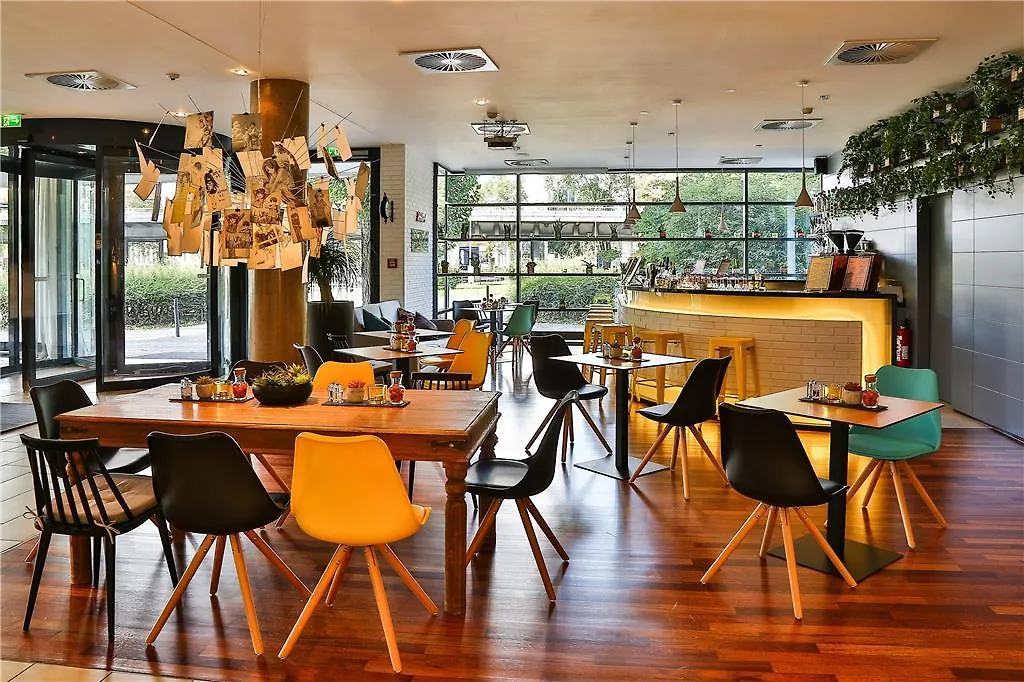 Hotel Frankfurt Messe Affiliated By Melia Frankfurt am Main 4*,
