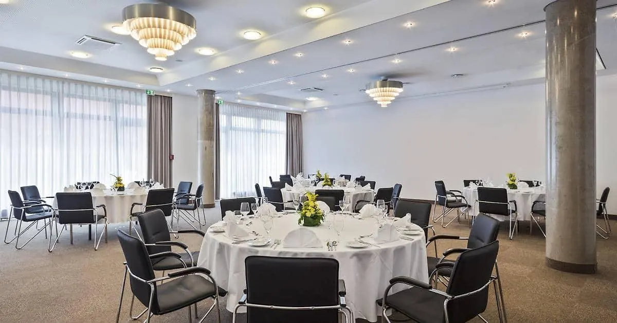 Hotel Frankfurt Messe Affiliated By Melia Frankfurt am Main 4*,