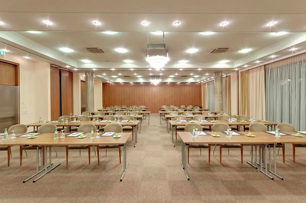 Hotel Frankfurt Messe Affiliated By Melia Frankfurt nad Menem 4*,