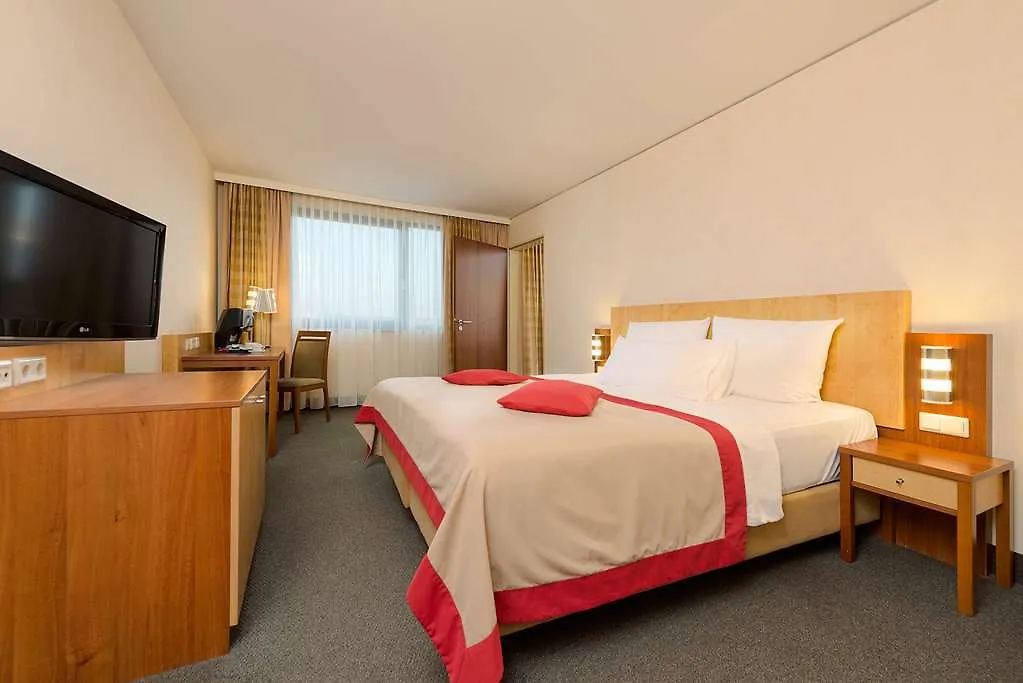 Hotel Frankfurt Messe Affiliated By Melia Francfort-sur-le-Main 4*,